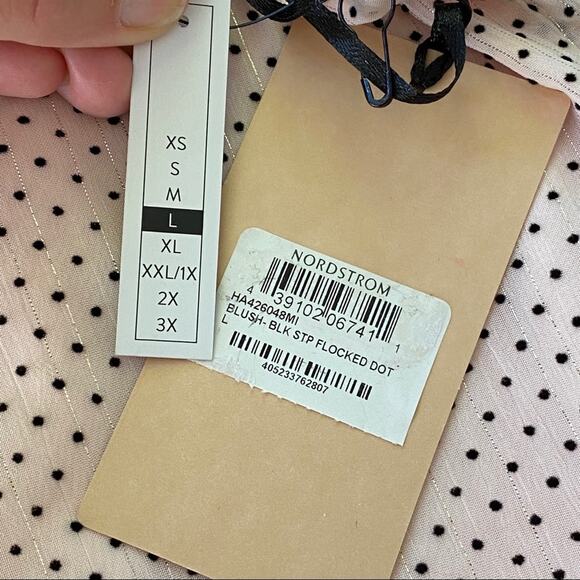 Halogen Tank Top Blush Silver Thread Polka Dot Large NEW - Picture 8 of 9